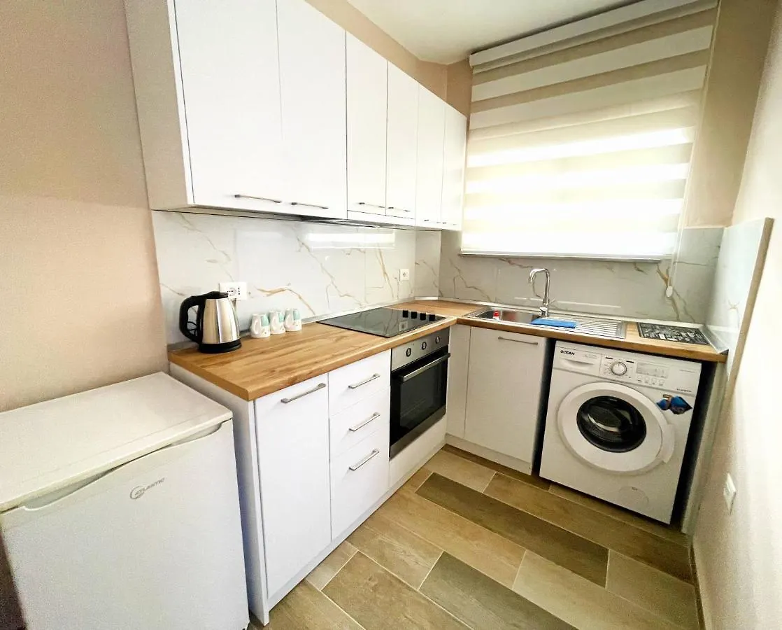 Peace Apartments دراس
