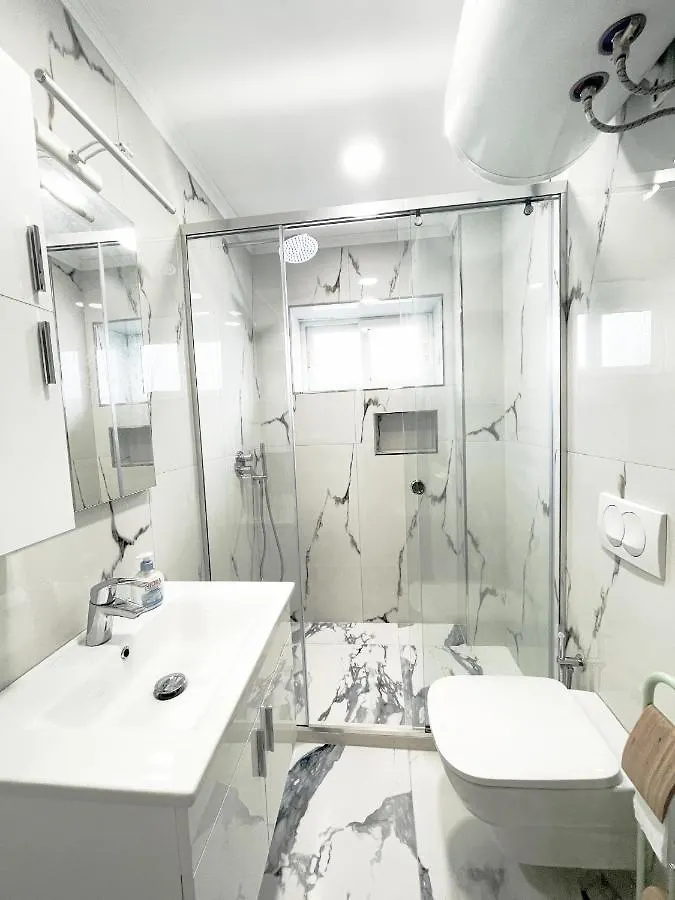 Peace Apartments دراس