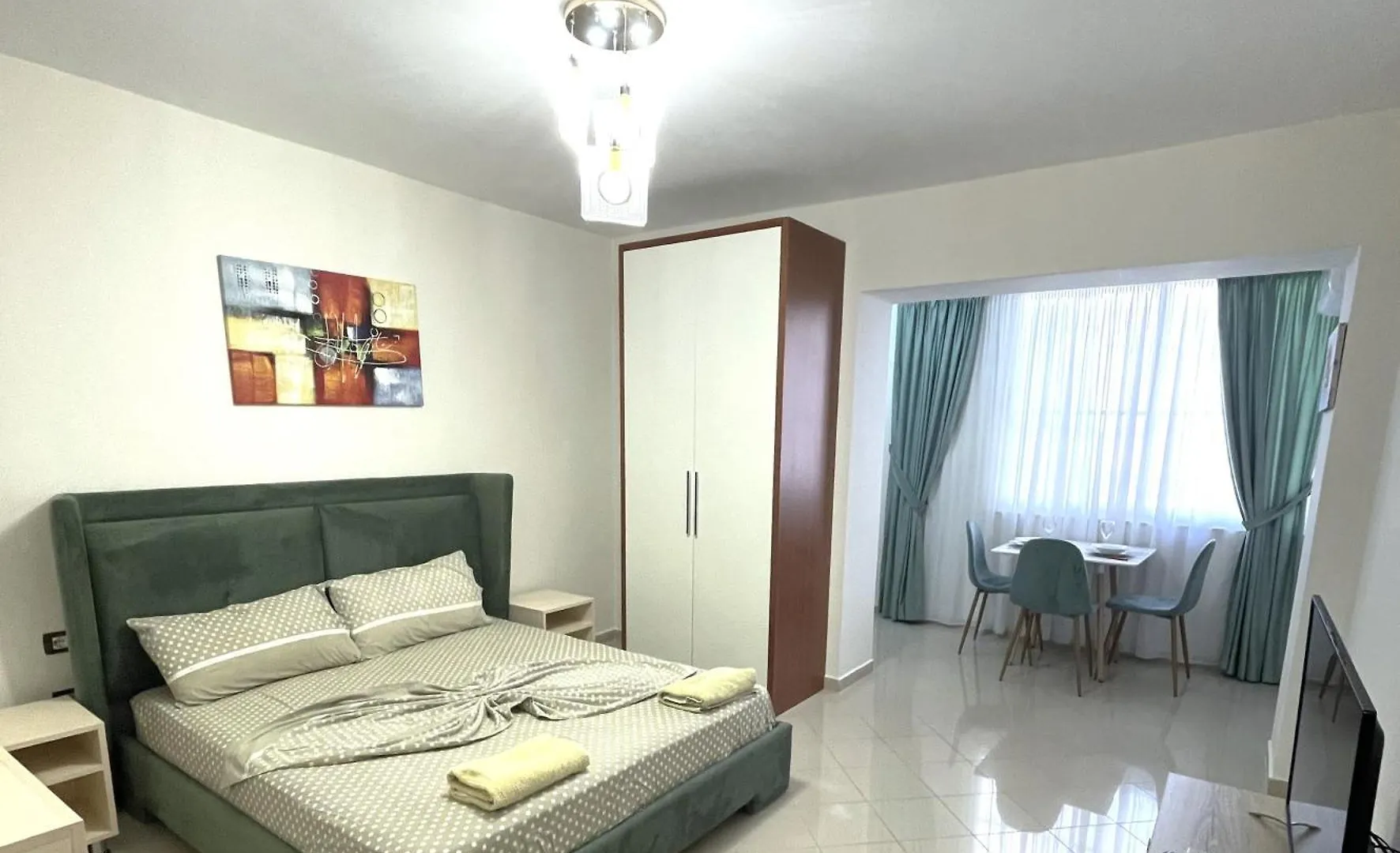 Peace Apartments دراس